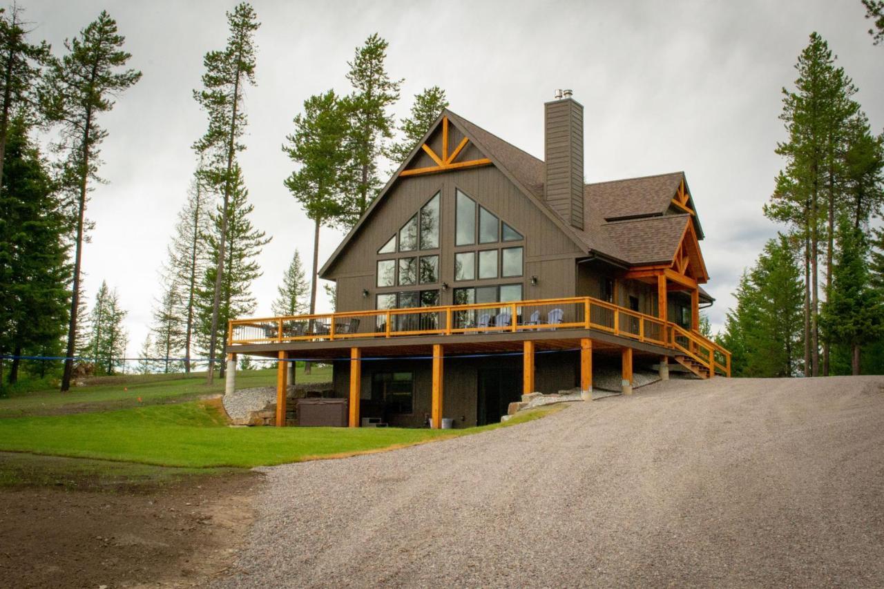 Glacier Homestead Coram Exterior foto